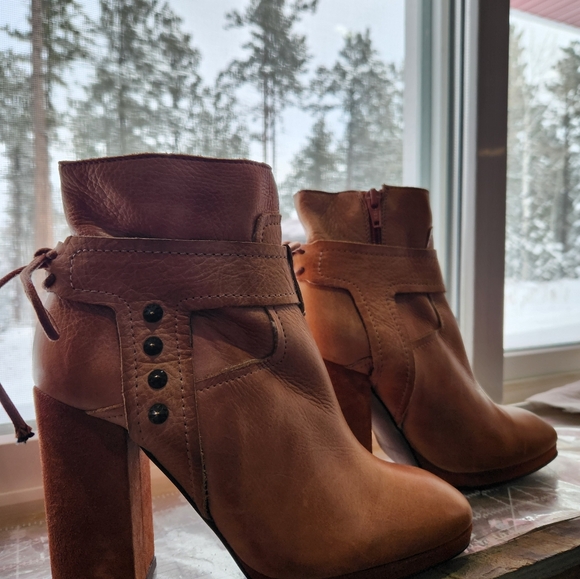 Free people Palomar bootie boots size 6.5  to 7  U.S.  E.U 37 - Picture 8 of 12